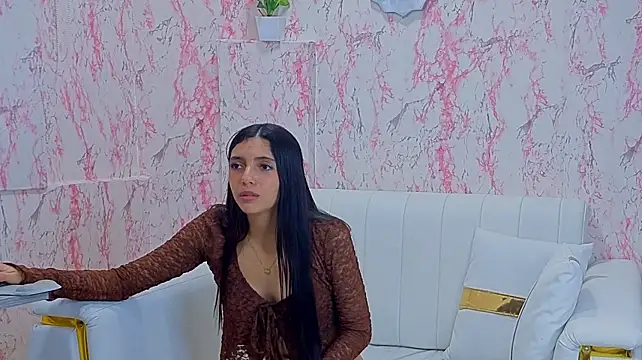 Korina_Nami live cam on StripChat