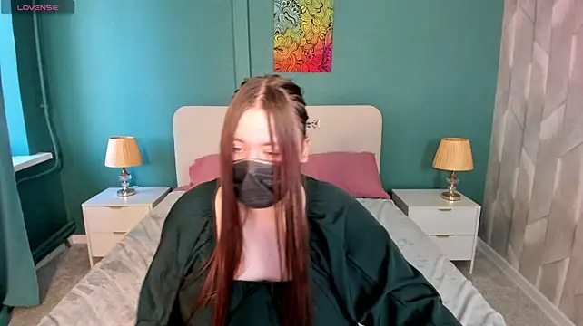 Alice_Steellee