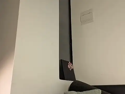 atotiee (F young) - Spread pussy