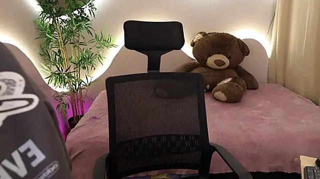 Emma_Lirys