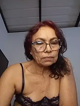 HOT_LATINA20