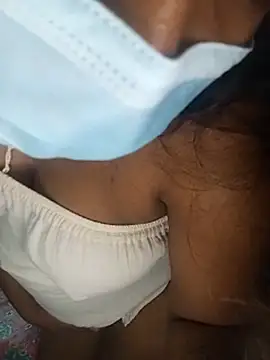 Kamini_Hot