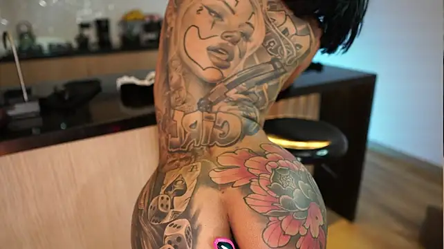 Scarlett_collins02