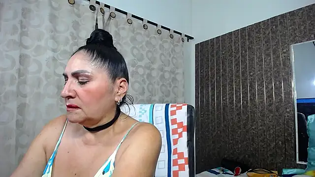 mature_bigboobs10 live cam on StripChat