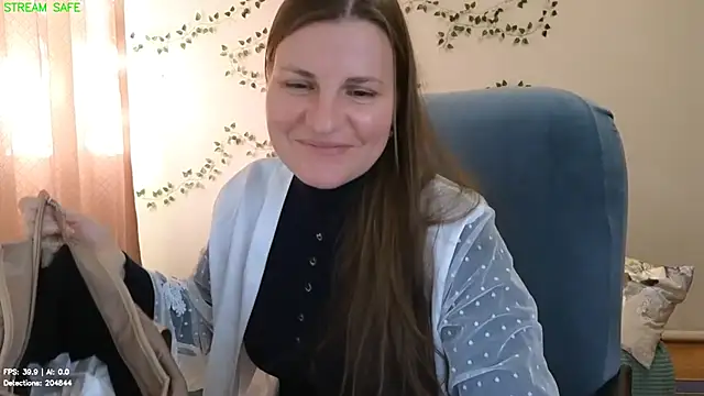 Mirabelle_Velvet