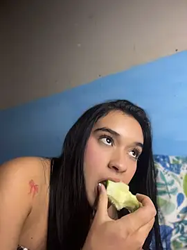 MiaPortmass_ webcam