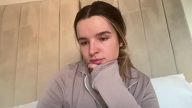 maisiesmithx live cam on StripChat