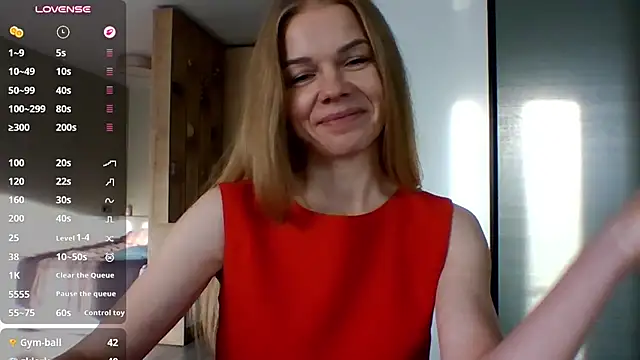 TinaDiamond live cam on StripChat
