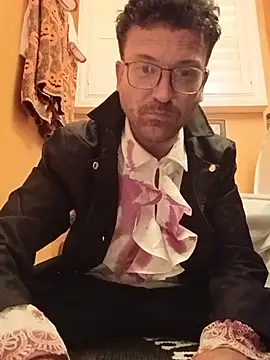 nakedhotguy19
