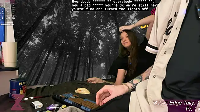 webzandkordz live cam on StripChat