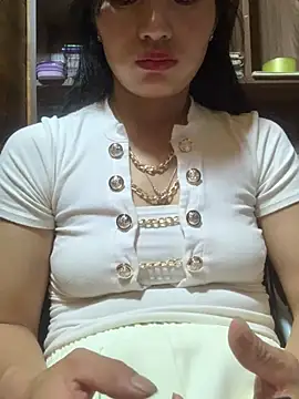 bana007 live cam on StripChat