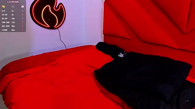 chris_red18