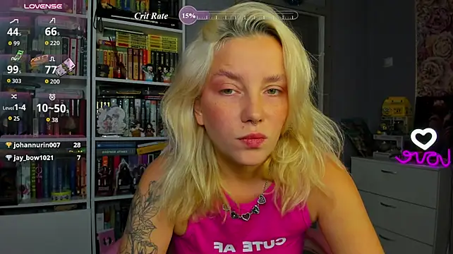 Julia_666 live cam on StripChat