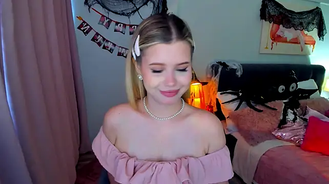 followlovee (F young) - wet tshirt