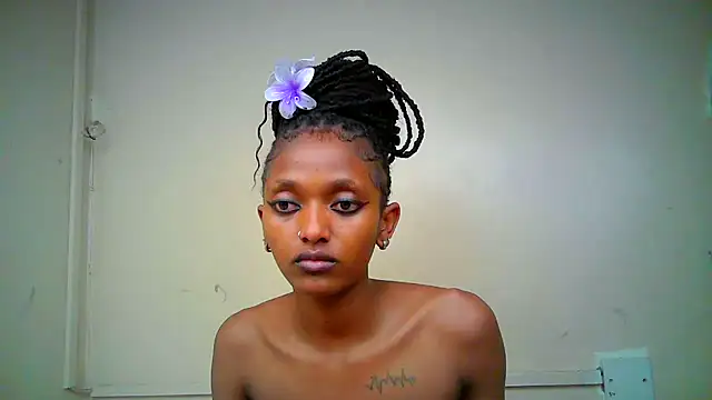 Qute_nimple