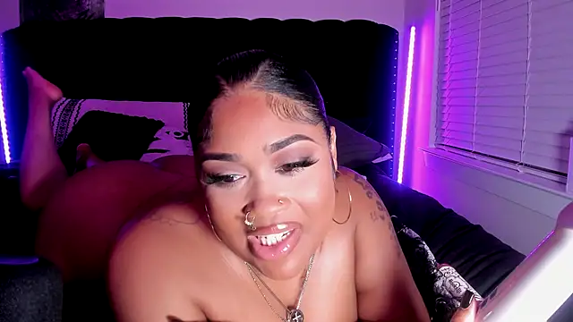 lovelyzylah