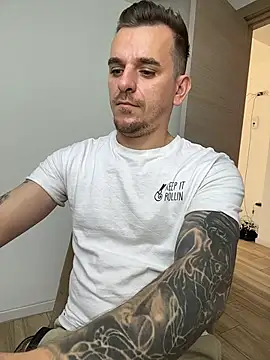 huge_cock22cm (Ask my age) - Let