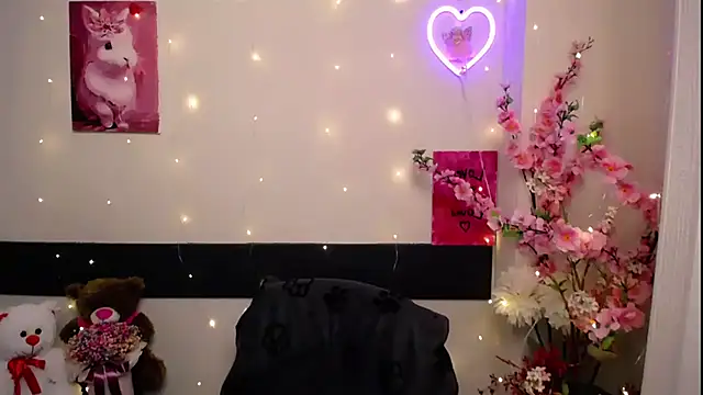 Amanda_Bright_