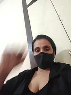 Hot_Neha234 live cam on StripChat