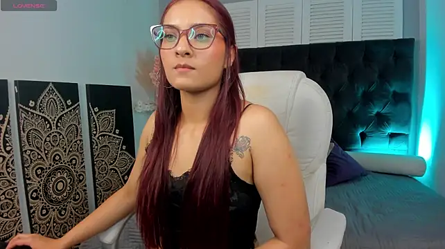 bunnyy__love live cam on StripChat
