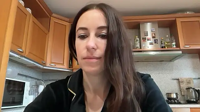 Flamingo_Queen live cam on StripChat