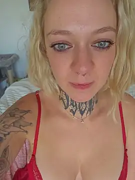 Valery_Venom live cam on StripChat
