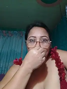 sweetmommy25 (F milf) - Fully naked