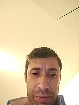 Bombom777