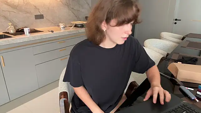 Sarahhh_xxx