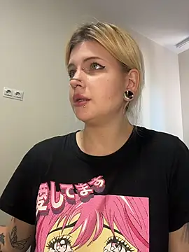 DriveCiri_ live cam on StripChat