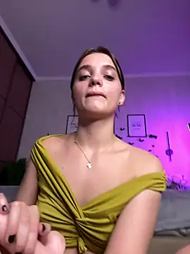 OneInaMILLION-- live cam preview