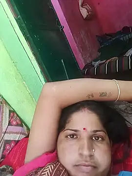 Joohi_Chawla143 live cam on StripChat