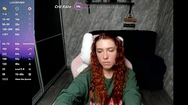 Reginasmilee live cam on StripChat