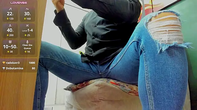 masterparty1 live cam on StripChat