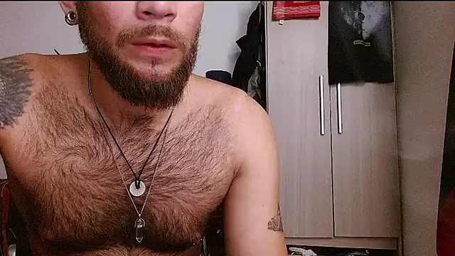 DominanThewolff live cam on StripChat