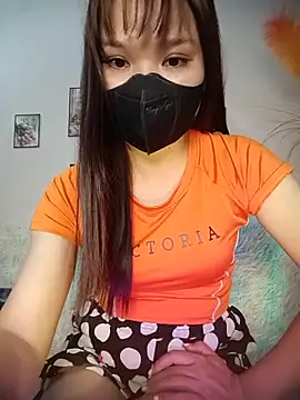 Meow_cute live cam on StripChat