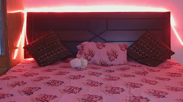 Iam_sujjii live cam on StripChat