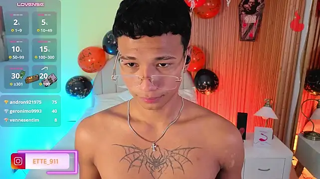 Ette_Star live cam on StripChat