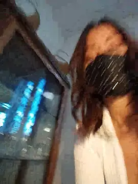 Akemi_rossi live cam preview