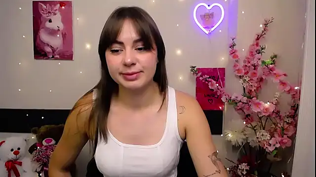 Amanda_Bright_ live cam on StripChat