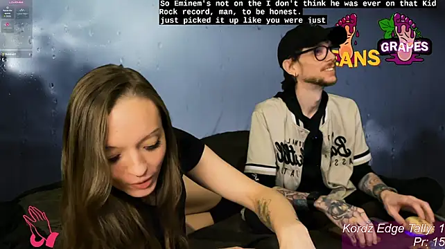 webzandkordz live cam on StripChat
