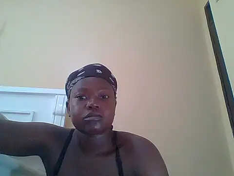 Sexybev live cam on StripChat