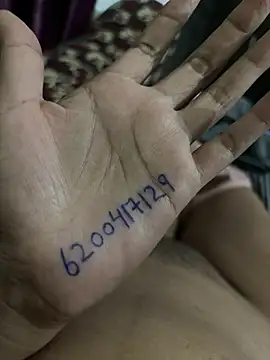JyothsnaGorai17 live cam on StripChat