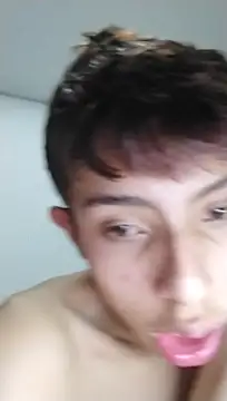liamkozy (M twink) - A finger in your ass