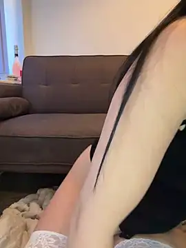 estrella1992 (Ask my age) - Flash tits🥰🥰💕