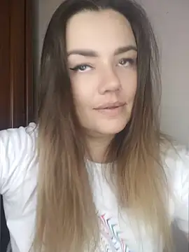 Live webcam show with KrissSexi - Interactive Lovense toys available