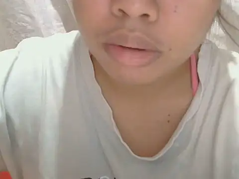 ChubbyButty live cam on StripChat