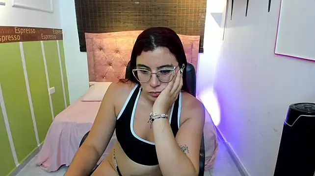 allison_mc live cam on StripChat