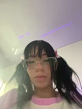 Strawberry_Honey_03