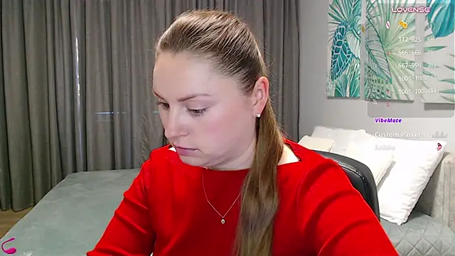 mia_bloomy live cam on StripChat